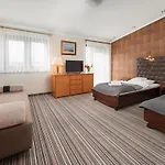 Rejs Tylko 30 Metrow Do Plazy 3* Władysławowo
