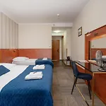 Rejs Tylko 30 Metrow Do Plazy Hotel