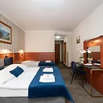 Hotel Rejs Tylko 30 Metrow Do Plazy 3*