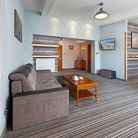 Hotel Rejs Tylko 30 Metrow Do Plazy 3*